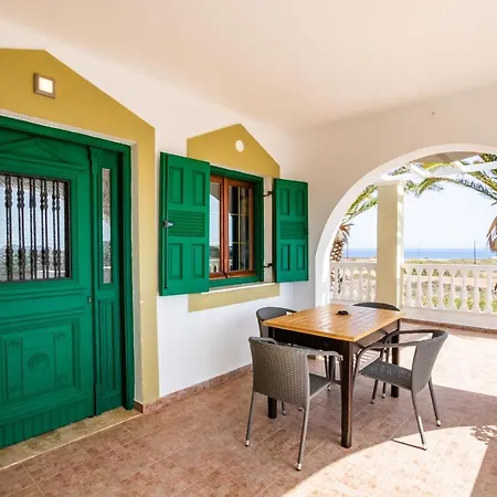 Oceanviewvilla Afiártisz