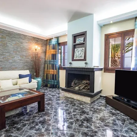 Oceanviewvilla Αφιάρτης